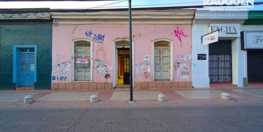 Local Comercial en Calle Arturo Prat, San Felipe.