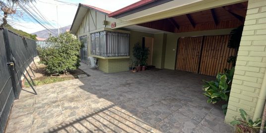 Arriendo de casa en San Felipe, Villa El Señorial calle Graciela Espinoza