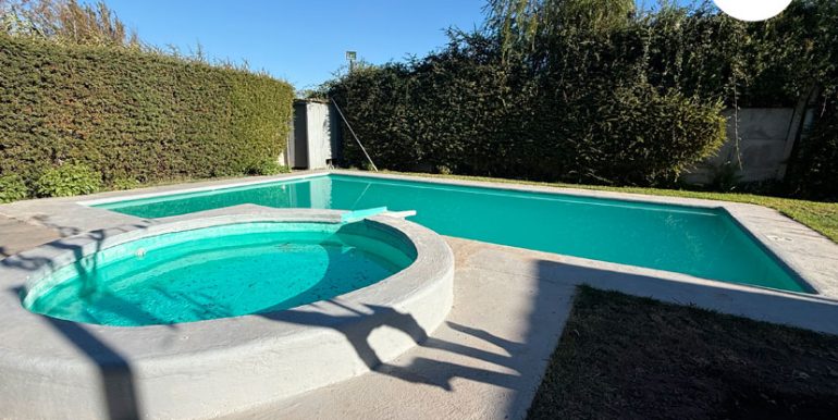 piscina-jacuzzi-casa-san-felipe